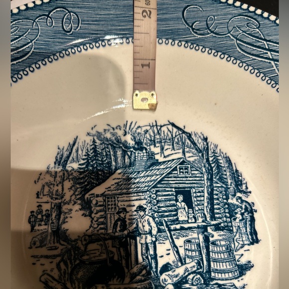 Currier & Ives Vintage Salad Bowl EUC Royal “Early Winter” - Picture 5 of 5